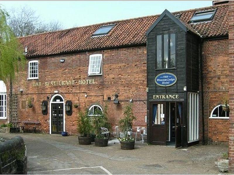 פייקנהאם The Wensum Lodge Hotel מראה חיצוני תמונה